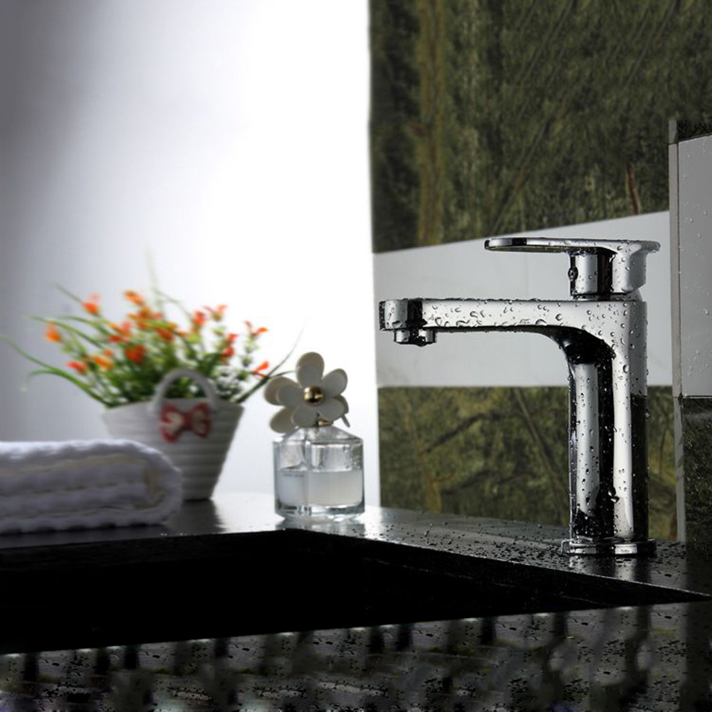 Rubinetto per lavabo a risparmio idrico
