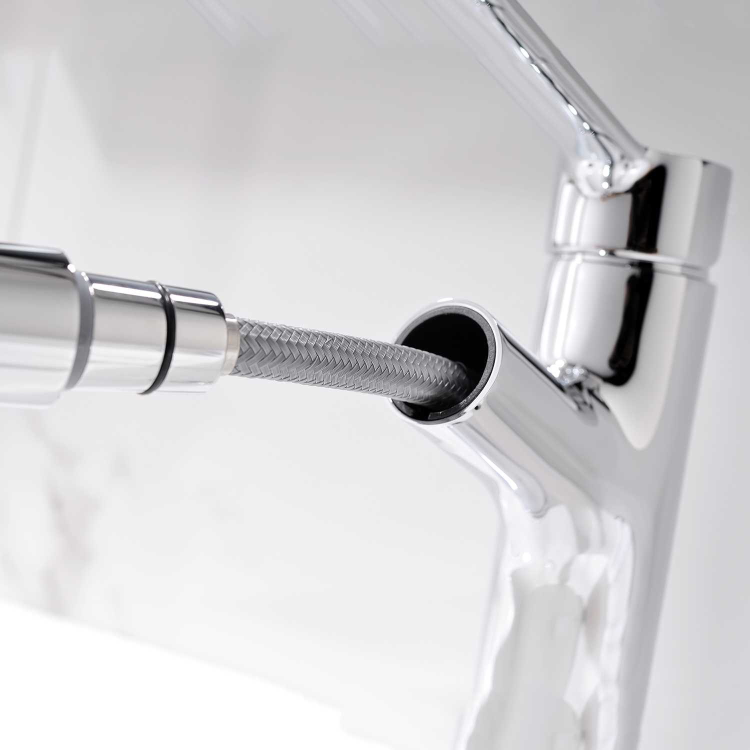 Rubinetto monocomando per bagno con rubinetto in oro spazzolato fornitore di fabbrica Rubinetti per lavabo estraibili